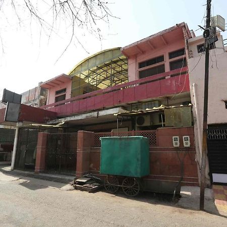 Oyo 63903 Hotel Shree Ram Villa Dwārka Kültér fotó