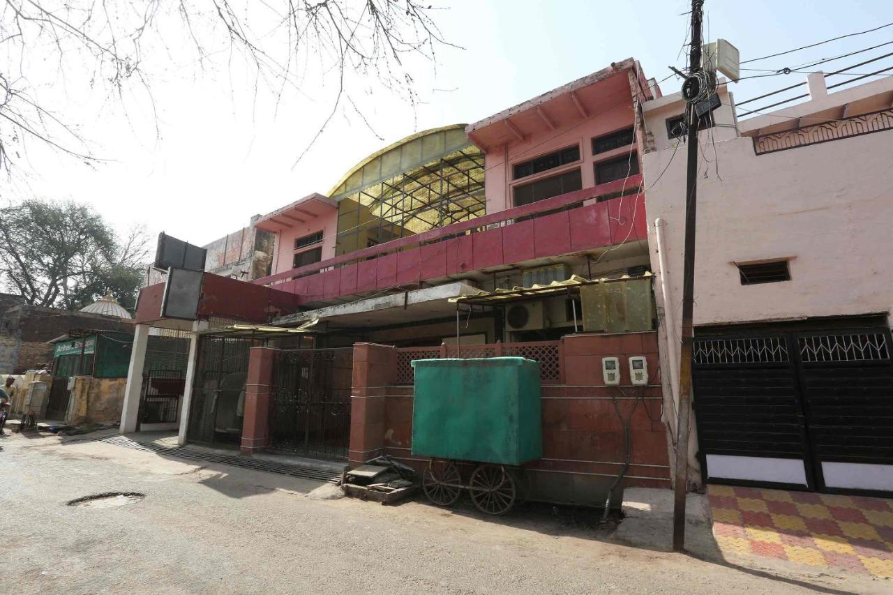 Oyo 63903 Hotel Shree Ram Villa Dwārka Kültér fotó