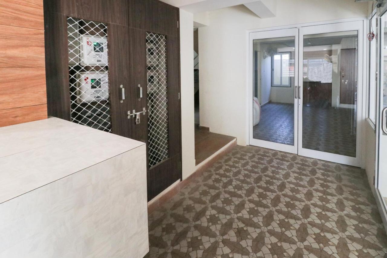 Oyo 63903 Hotel Shree Ram Villa Dwārka Kültér fotó